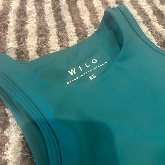 Wilo Teal and Pink Sports Bra - Picture 2 of 4